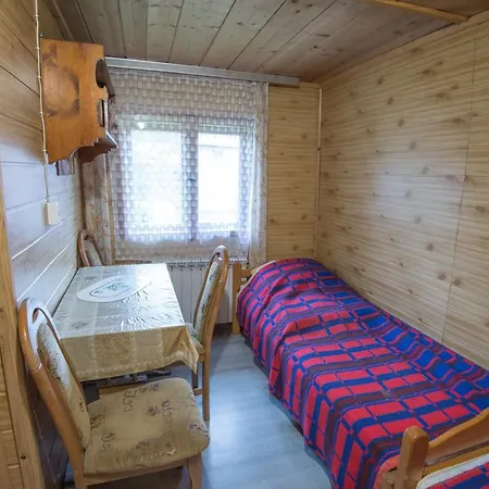 U Cekusa Konukevi 3*